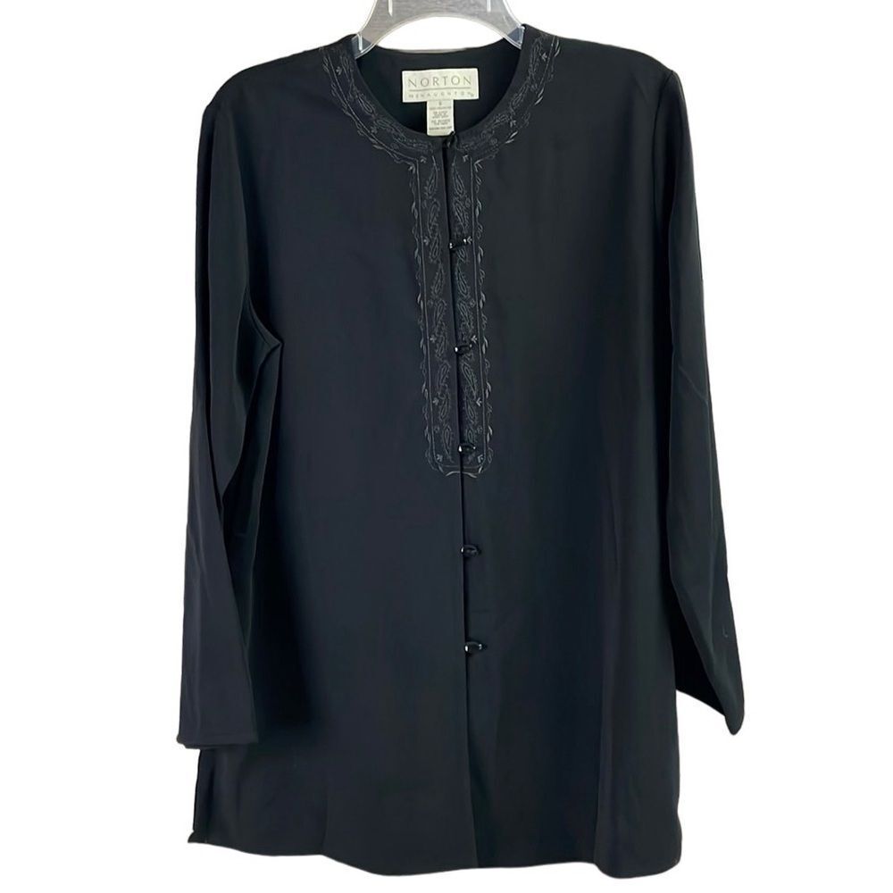 Norton McNaughton Elegant Black Tunic with Embroidery